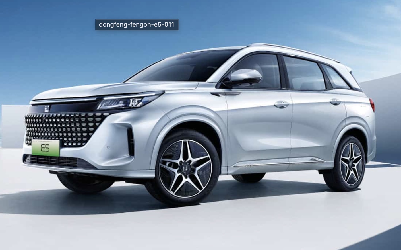Dongfeng DFSK E5